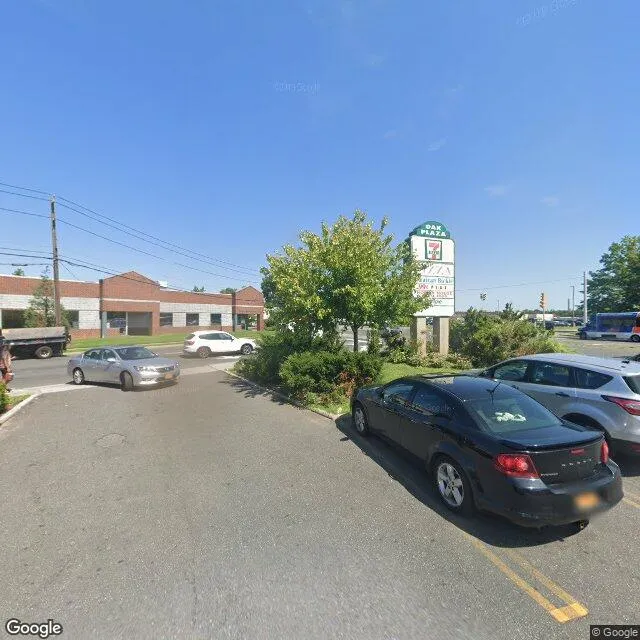 315-333 Oak St, Uniondale, New York 11553