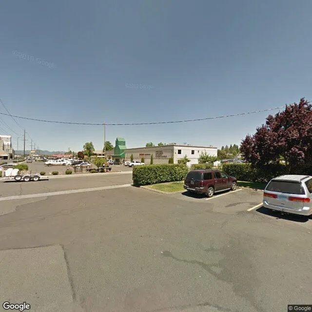 345 S Front St, Central Point, Oregon 97502