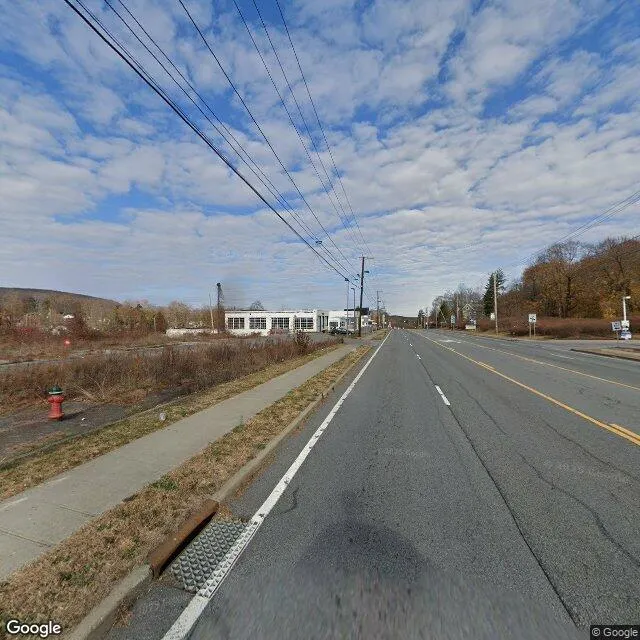 3572 Us Highway 9W, Highland, New York 12528