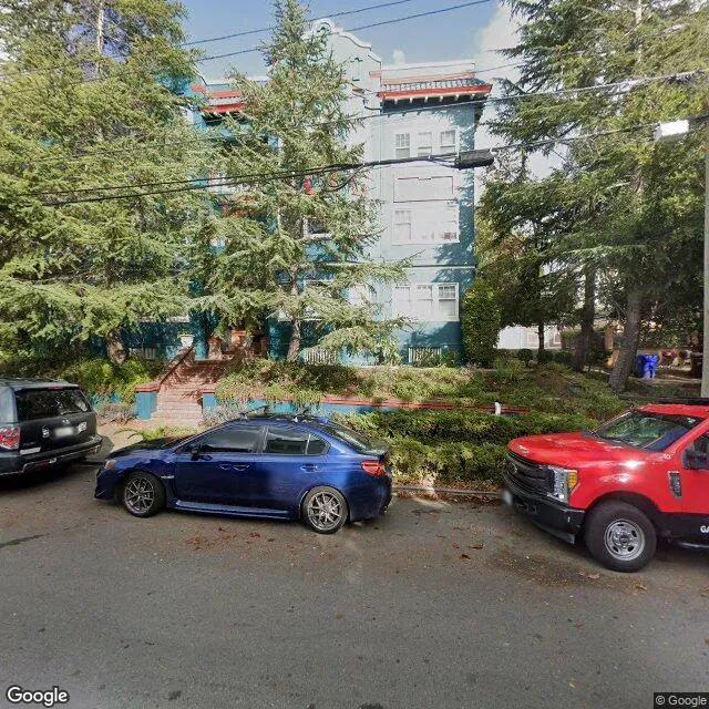 381 Belmont St, Oakland, California 94610-4843