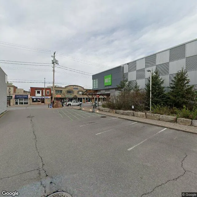 382-384 Richmond Rd, Ottawa, Ontario K2A 0E8