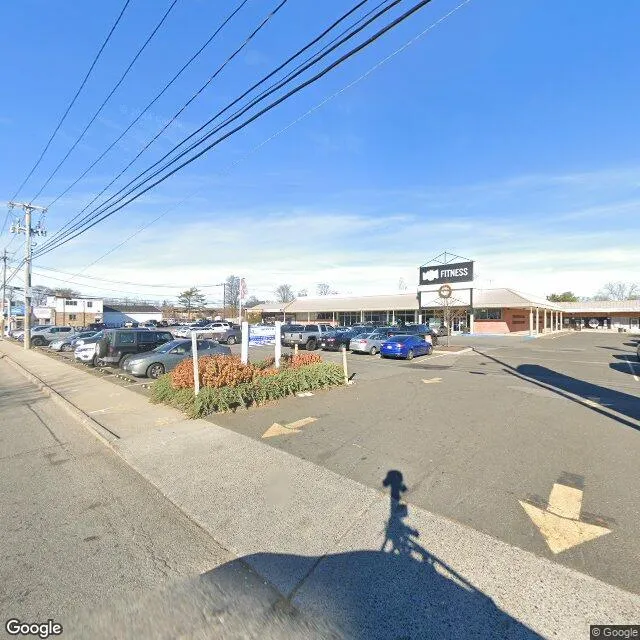 382 Little E Neck Rd, West Babylon, New York 11704