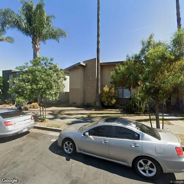 4000 Palmyra Rd, Los Angeles, California 90008-2441