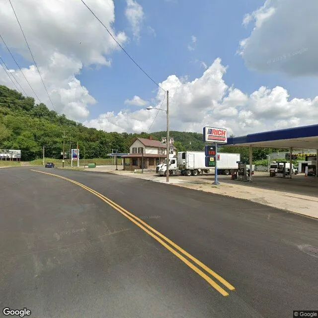 407 3rd St, Wellsville, Ohio 43968