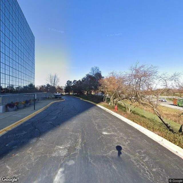 425 N Martingale Rd, Schaumburg, Illinois 60173-2406