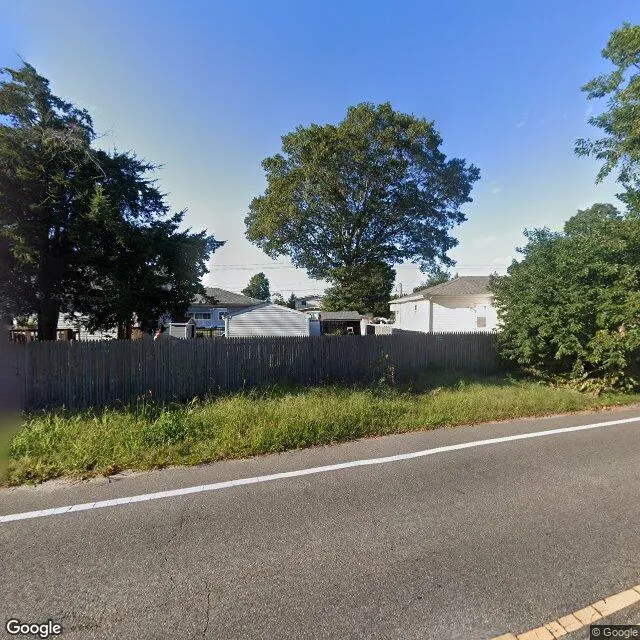 425 Union Blvd, West Islip, New York 11795