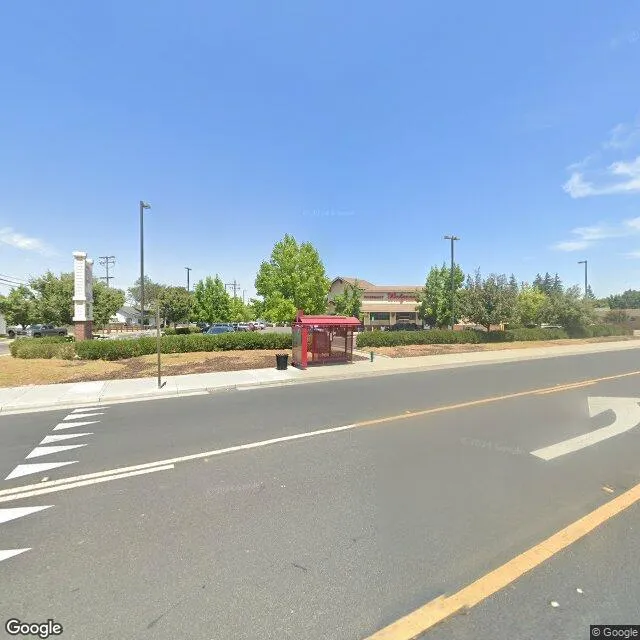 449 W F St, Oakdale, California 95361