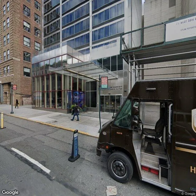 321 W 33rd St, New York, New York 10001-2702