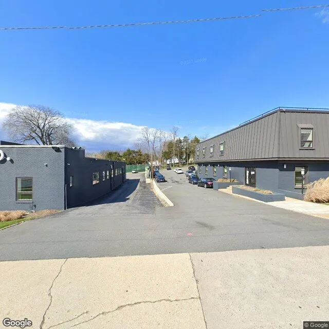 5030 Lee Hwy, Arlington, Virginia 22207