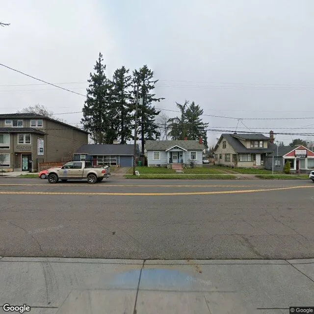 5122 SE Woodstock Blvd, Portland, Oregon 97206