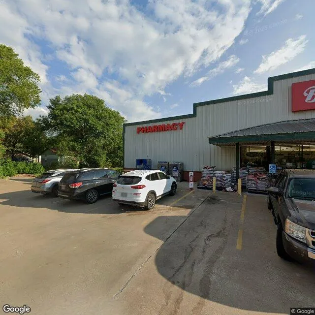 520 W 1st St, Groveton, Texas 75845