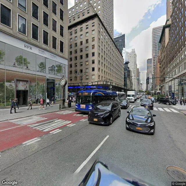 522 Fifth Ave, New York, New York 10036-7601