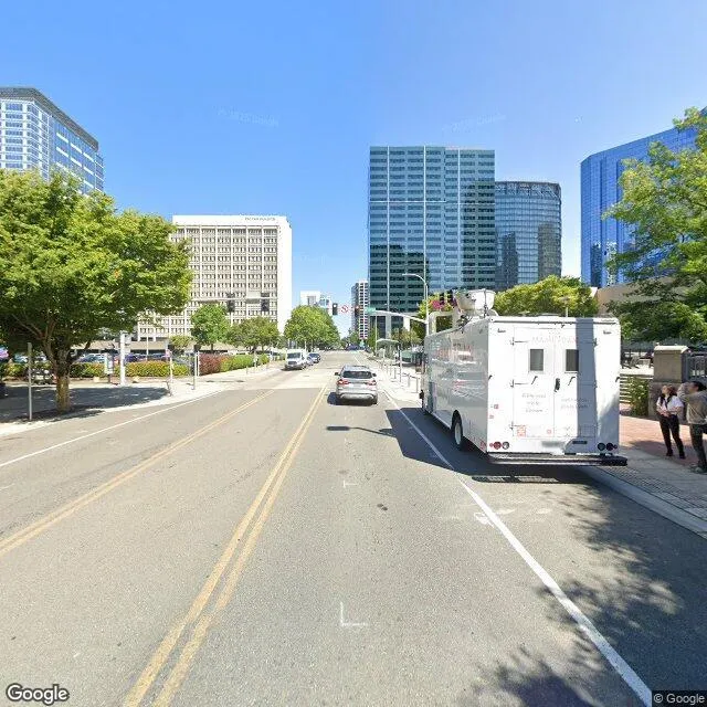 550 106th Ave NE, Bellevue, Washington 98004-5083