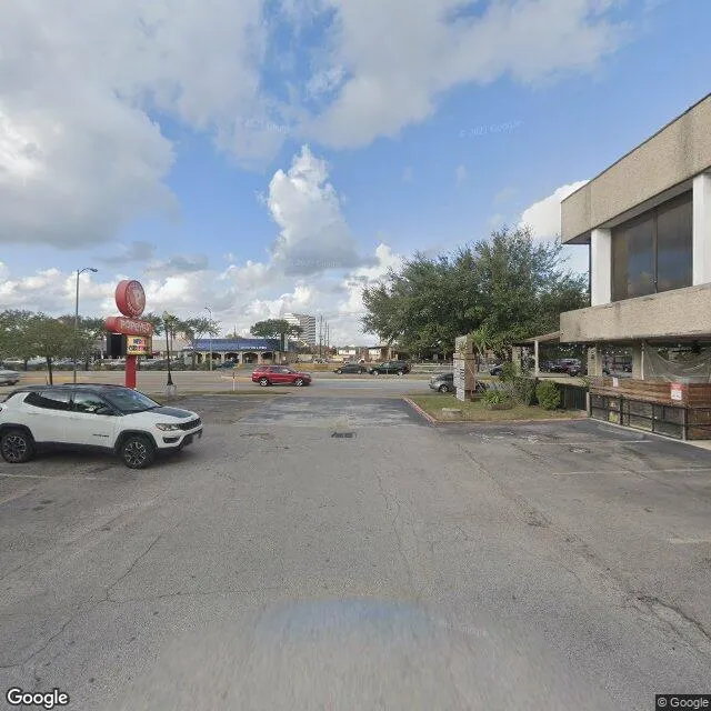 5625 Richmond Ave, Houston, Texas 77057