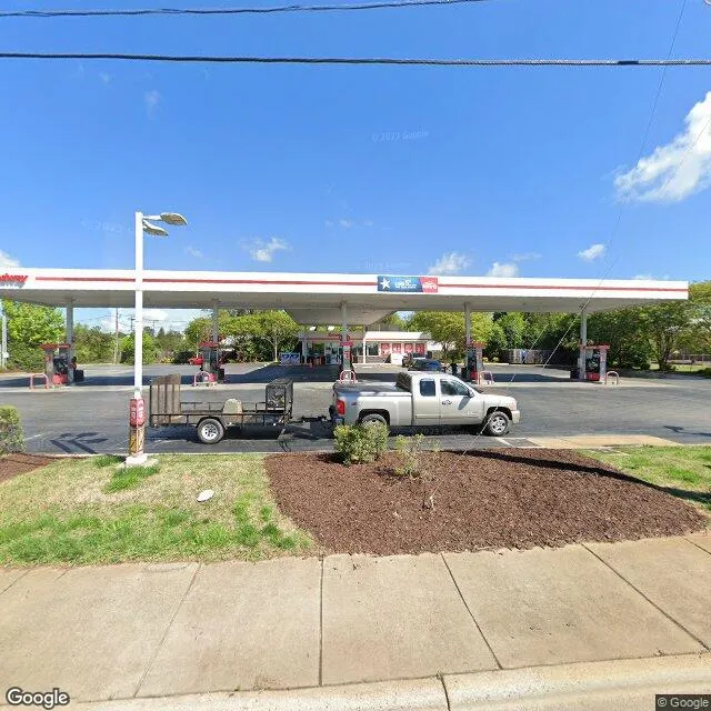 5916 W Market St, Greensboro, North Carolina 27409