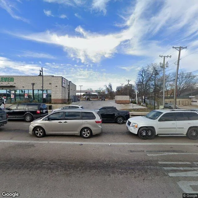 600 W Berry St, Fort Worth, Texas 76110