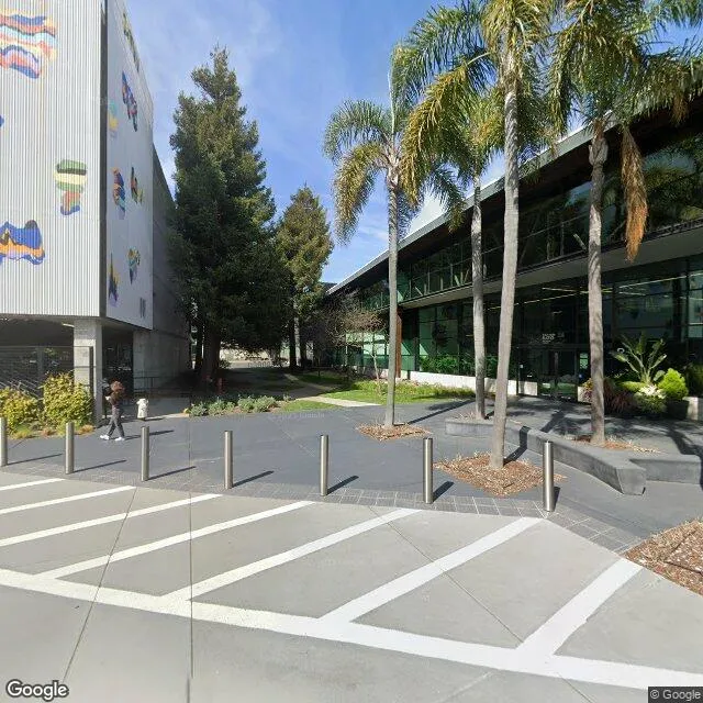 6401 Hollis St, Emeryville, California 94608-1070