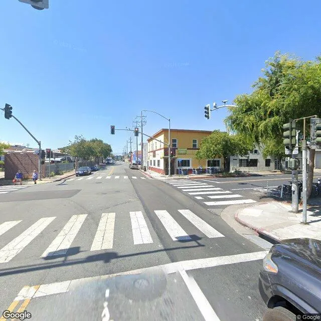 6472 Hollis St, Emeryville, California 94608