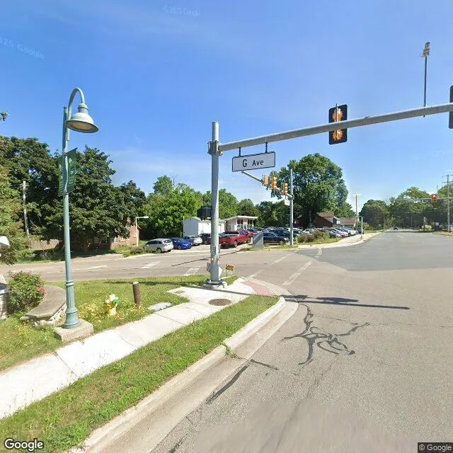 648 N Riverview Dr, Parchment, Michigan 49004