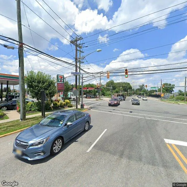 750 Rutherford Ave, Lyndhurst, New Jersey 07071