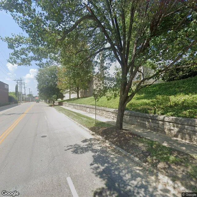 752 Barret Ave, Louisville, Kentucky 40204-2702