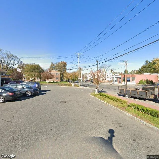 788 Middleneck Rd, Great Neck, New York 11024