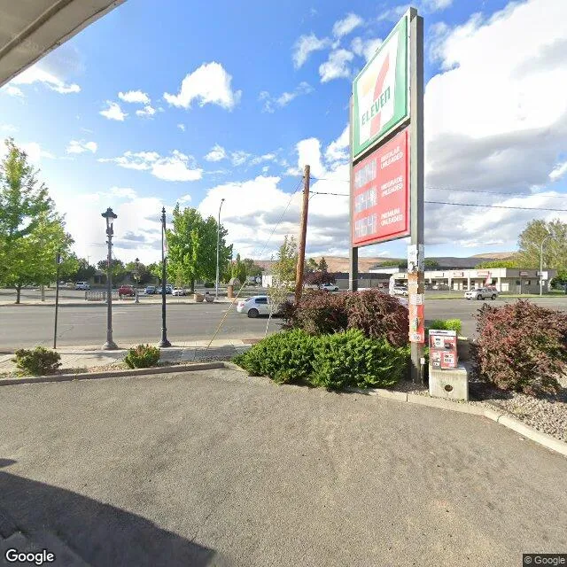810 E Yakima Ave, Yakima, Washington 98901