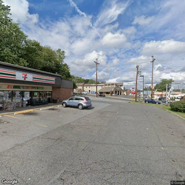 86-92 Goffle Rd, Hawthorne, New Jersey 07506