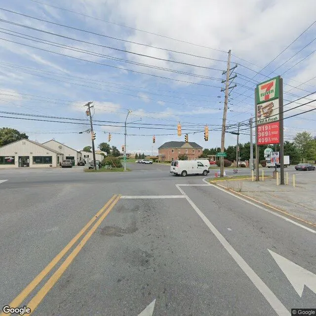 868 E Washington St, Charles Town, West Virginia 25414