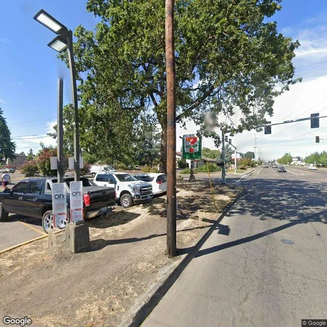 893 N Pacific Hwy, Woodburn, Oregon 97071