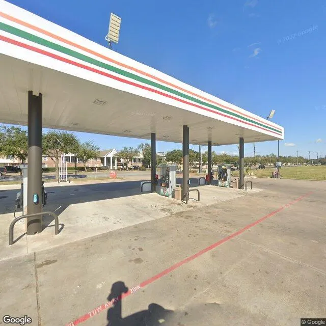 895 W Nasa Pkwy, Webster, Texas 77598