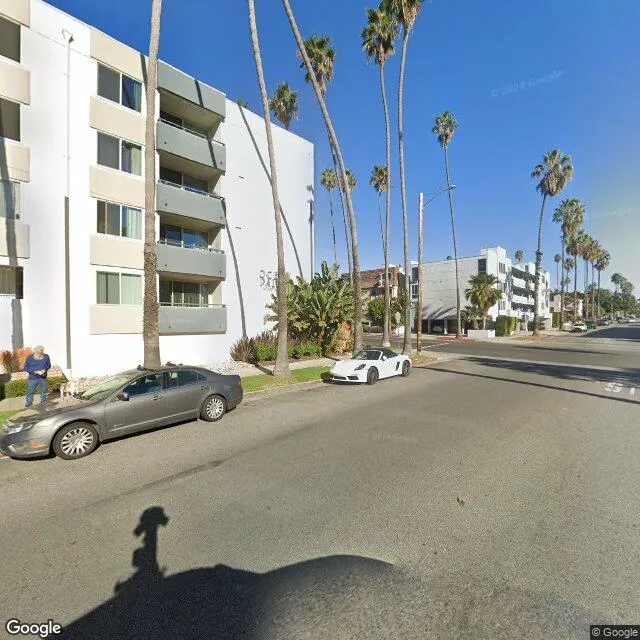 950 4th St, Santa Monica, California 90403-2657