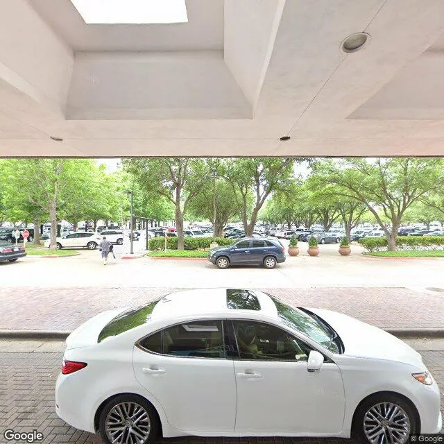 2201 N Stemmons Fwy, Dallas, Texas 75207